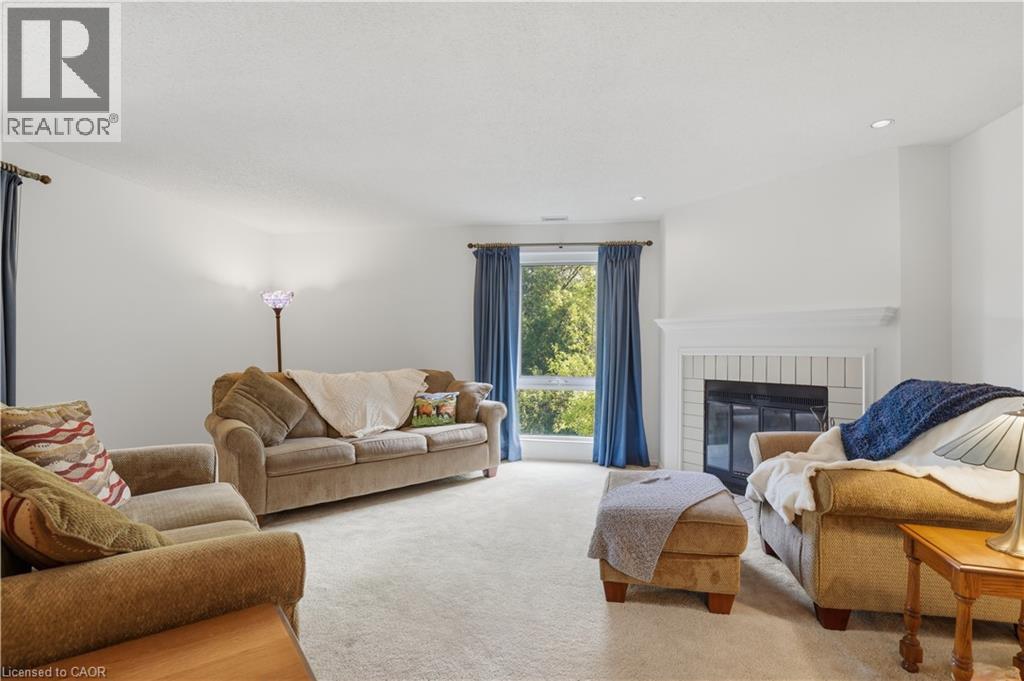 52 Blue Springs Drive Unit# 22, Waterloo, Ontario  N2J 4M4 - Photo 5 - 40831801
