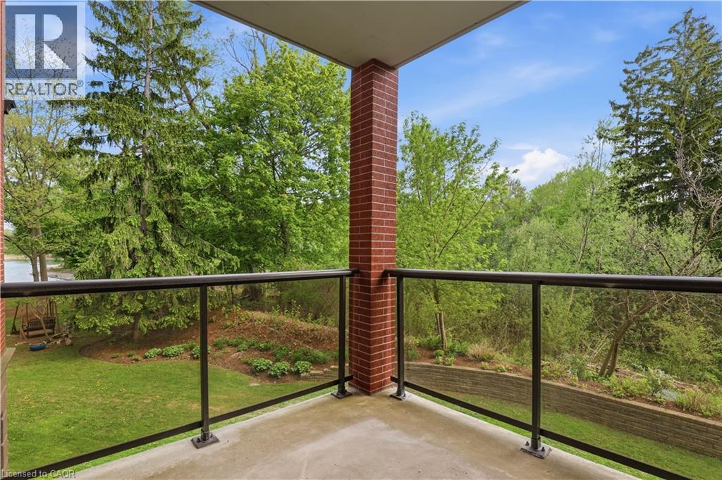 52 Blue Springs Drive Unit# 22, Waterloo, Ontario  N2J 4M4 - Photo 7 - 40831801
