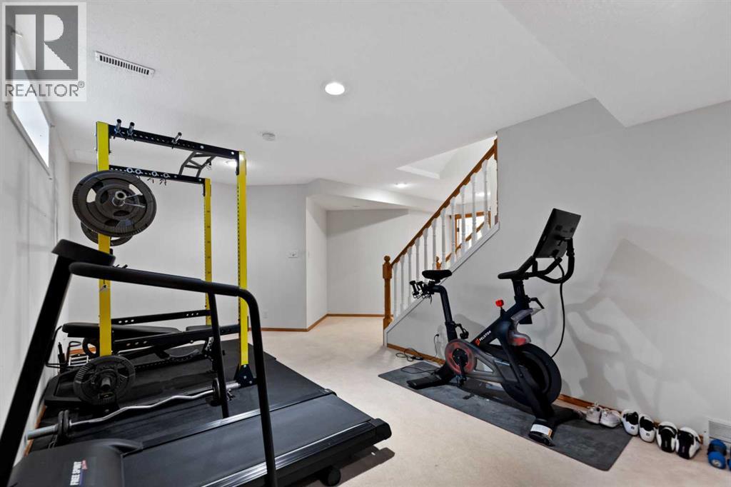 3633 Douglas Woods Heights SE, Calgary, Alberta  T2Z 2G4 - Photo 32 - A2313266