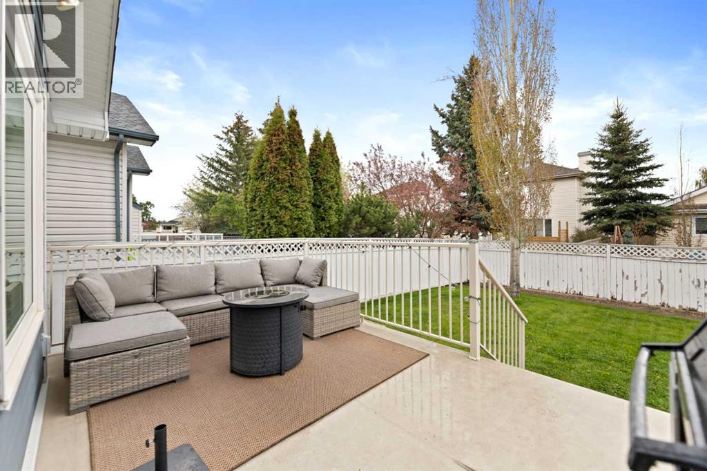 3633 Douglas Woods Heights SE, Calgary, Alberta  T2Z 2G4 - Photo 17 - A2313266