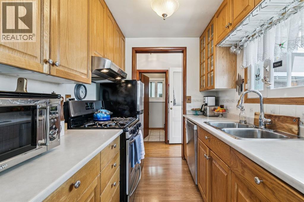 2048 26 Street SE, Calgary, Alberta  T2B 0P2 - Photo 8 - A2313182