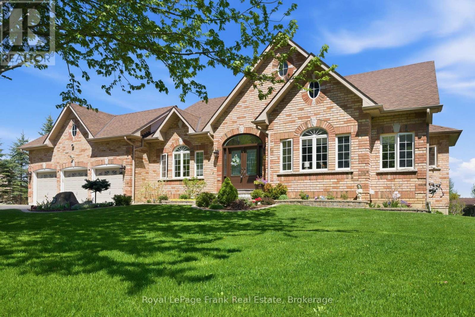 197 Mcgill Drive, Kawartha Lakes, Ontario  K9V 4R4 - Photo 1 - X13156046