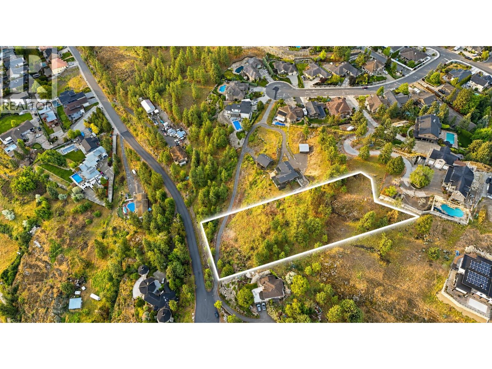 3150 Juniper Drive, Penticton, British Columbia  V2A 7T1 - Photo 3 - 10388206