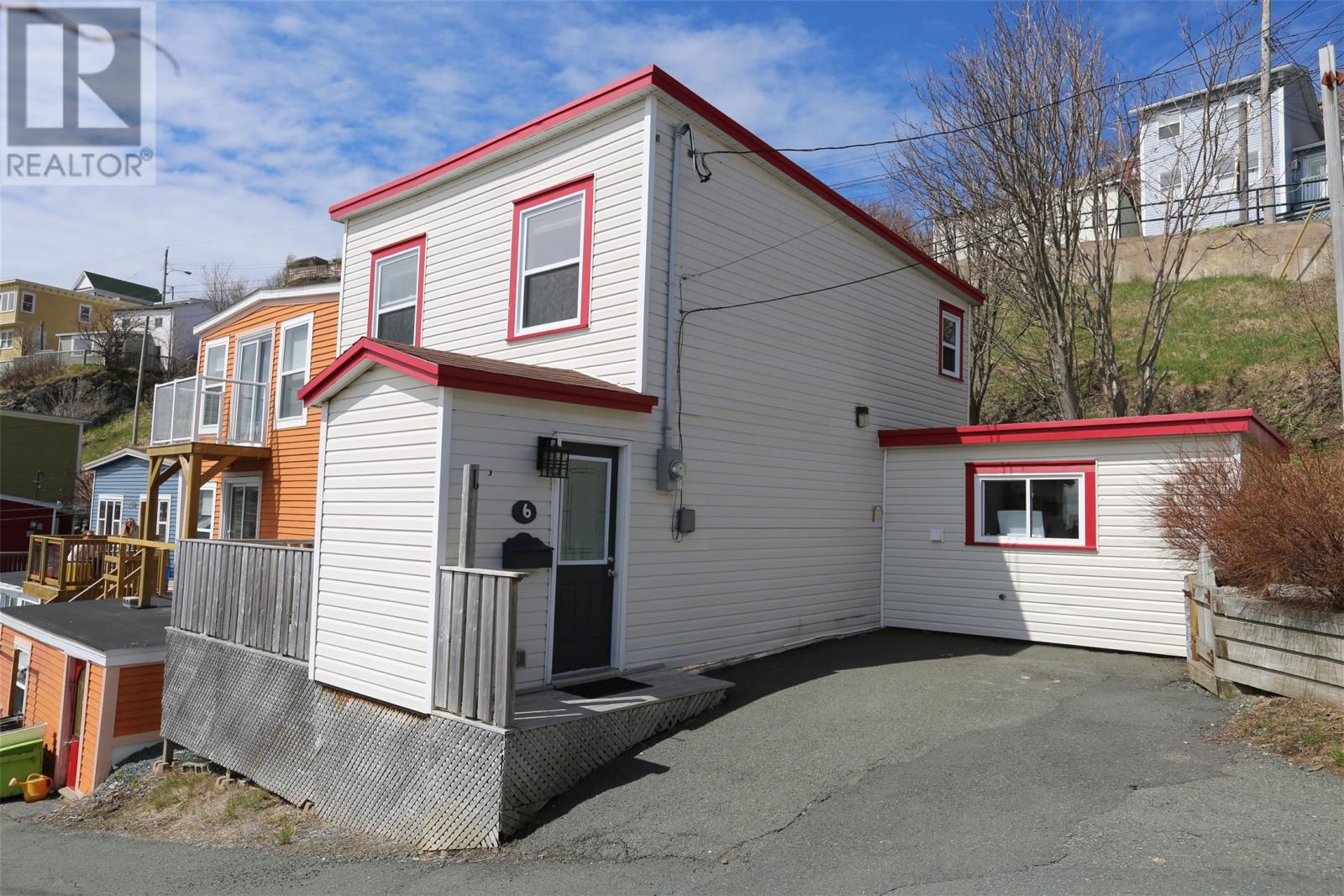6 East Middle Battery Road, St. John’s, Newfoundland & Labrador