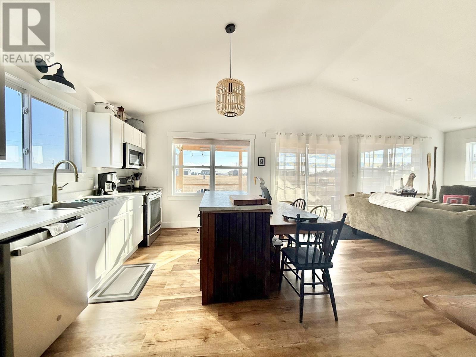 38 Basinview Crescent, Darnley, Prince Edward Island  C0B 1M0 - Photo 28 - 202603060