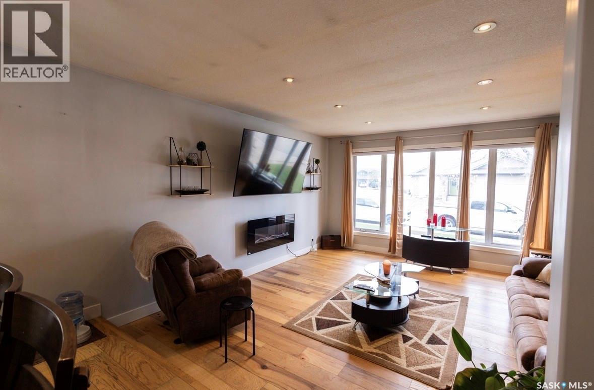2258 Newis Bay E, Regina, Saskatchewan  S4V 0S5 - Photo 7 - SK036692