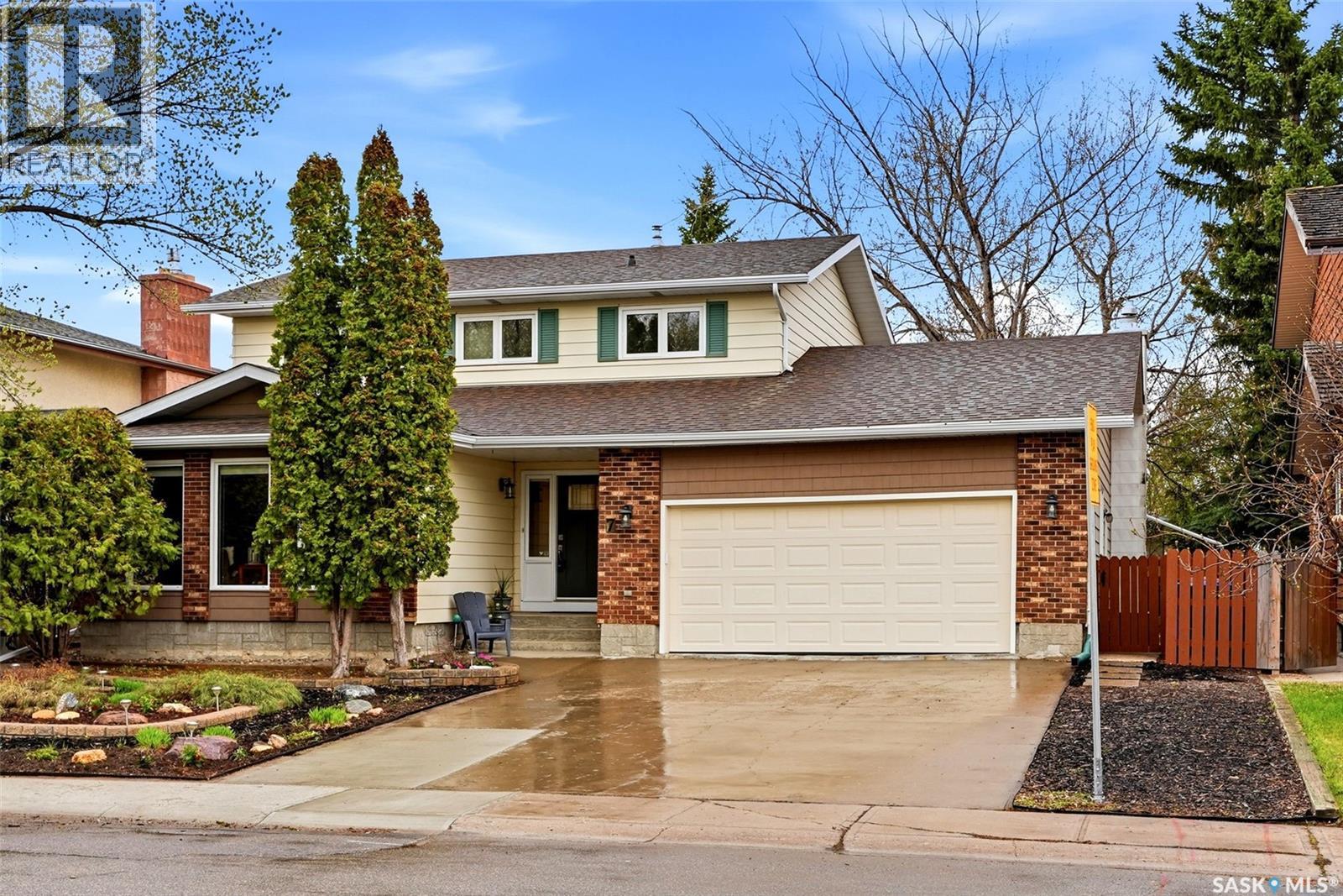 7 Cowie Road, Regina, Saskatchewan  S4S 6S2 - Photo 2 - SK036686