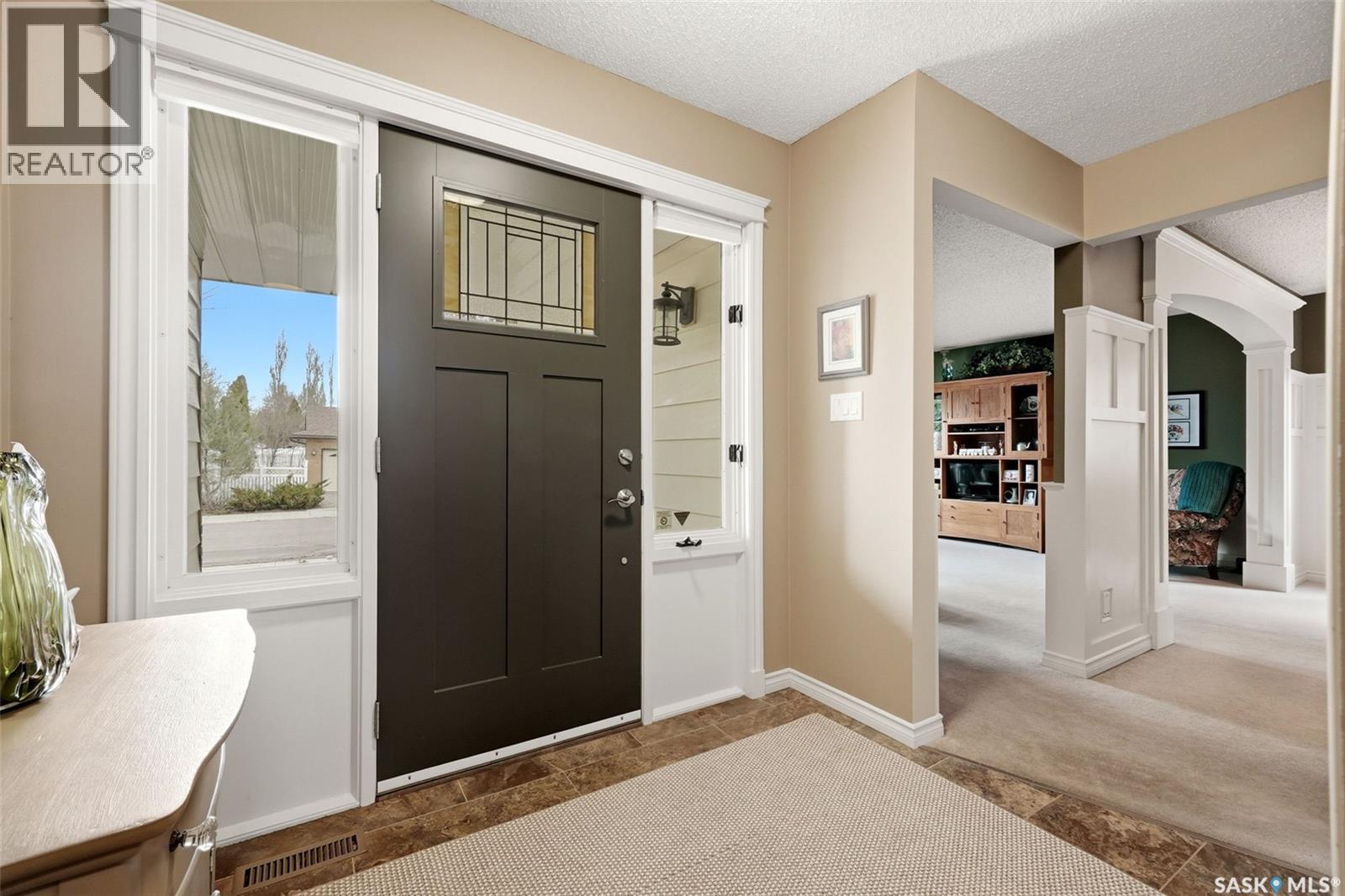 7 Cowie Road, Regina, Saskatchewan  S4S 6S2 - Photo 3 - SK036686