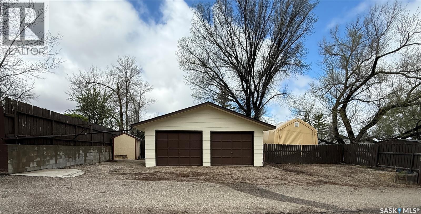 723 Field Drive, Swift Current, Saskatchewan  S9H 4C4 - Photo 28 - SK036653