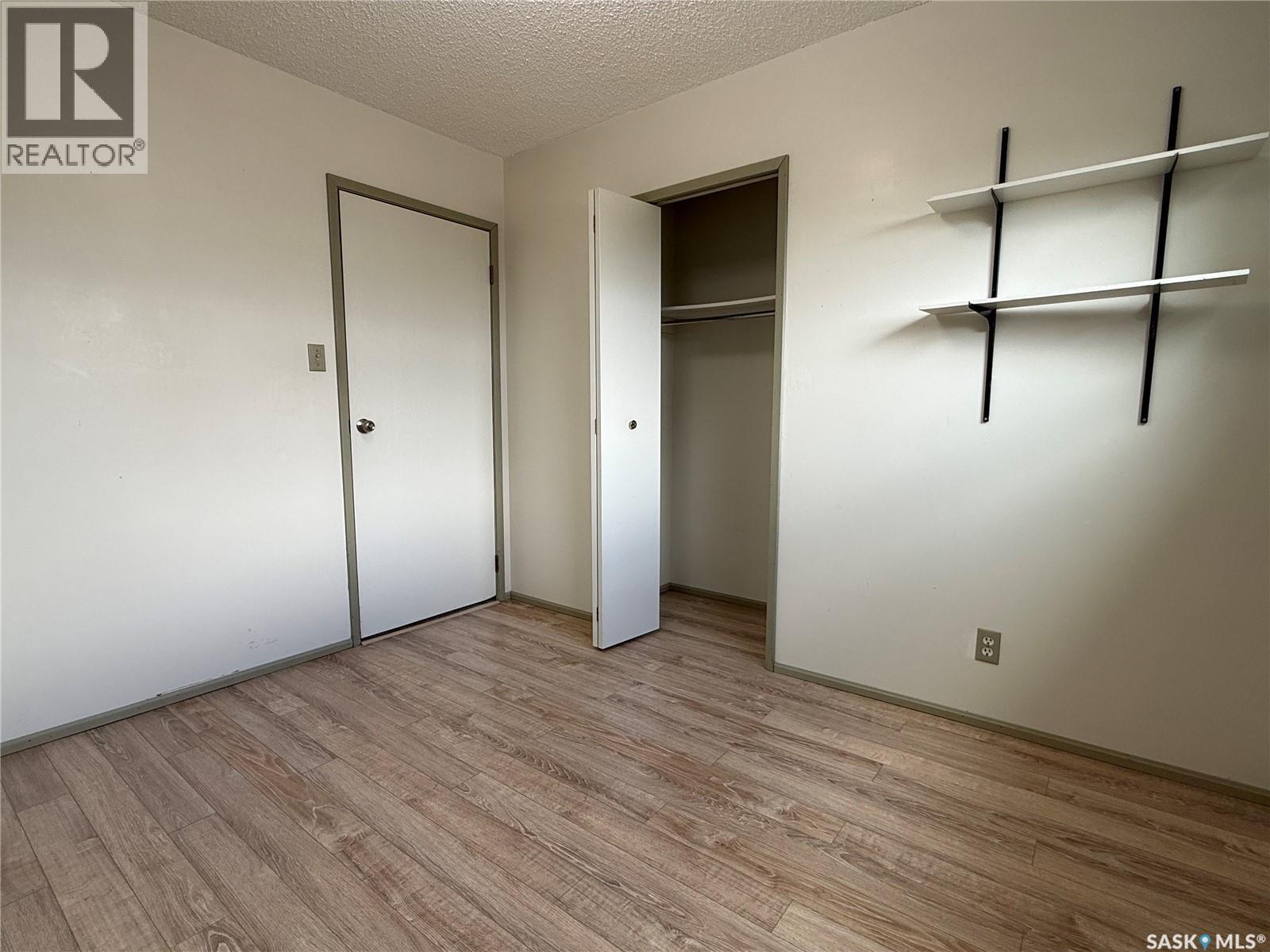 723 Field Drive, Swift Current, Saskatchewan  S9H 4C4 - Photo 5 - SK036653