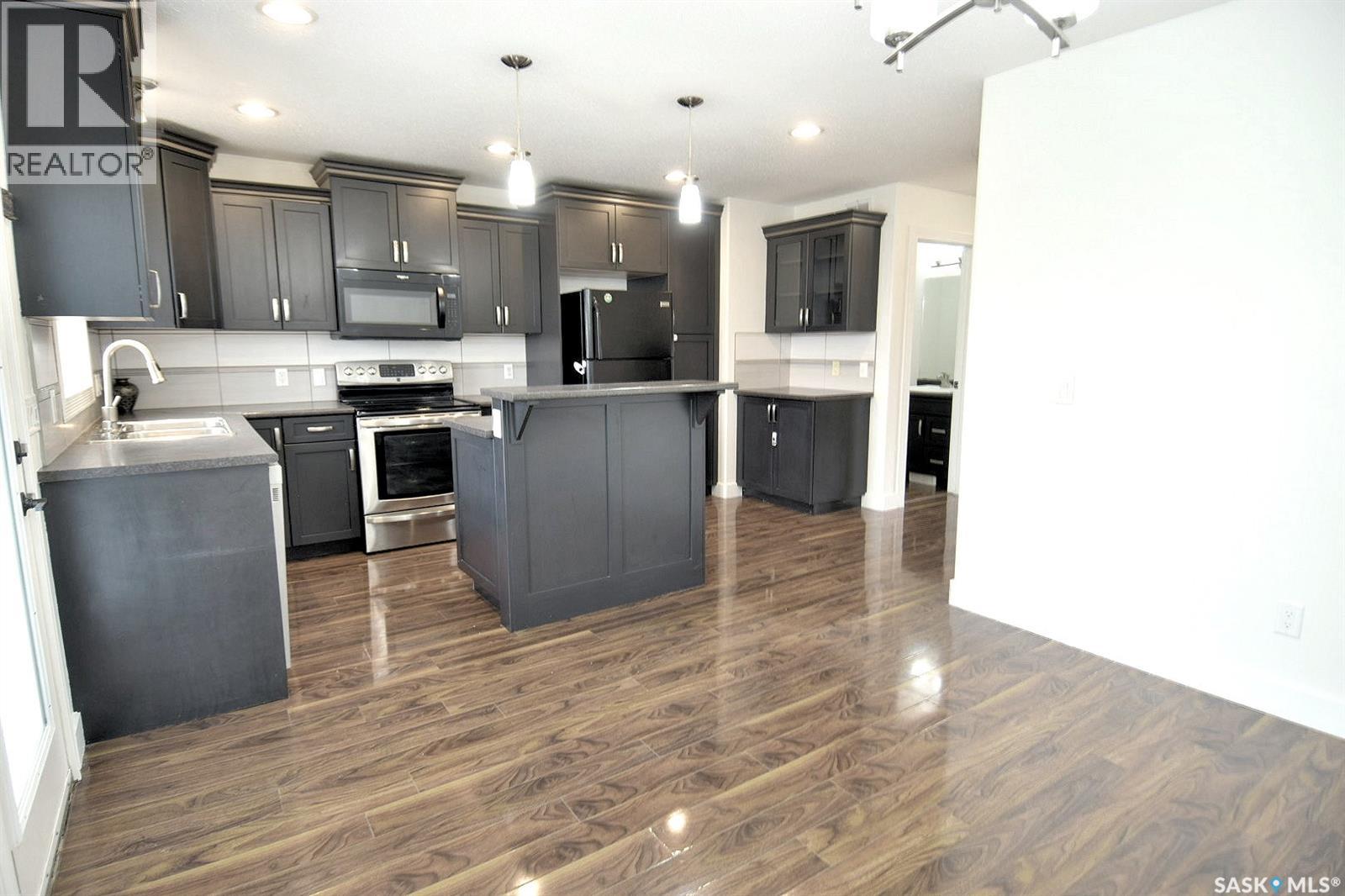 242 Geary Crescent, Saskatoon, Saskatchewan  S7R 0E6 - Photo 8 - SK036620