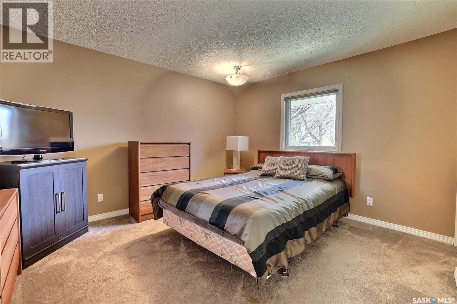 97 Compton Road, Regina, Saskatchewan  S4S 2Y4 - Photo 16 - SK036574
