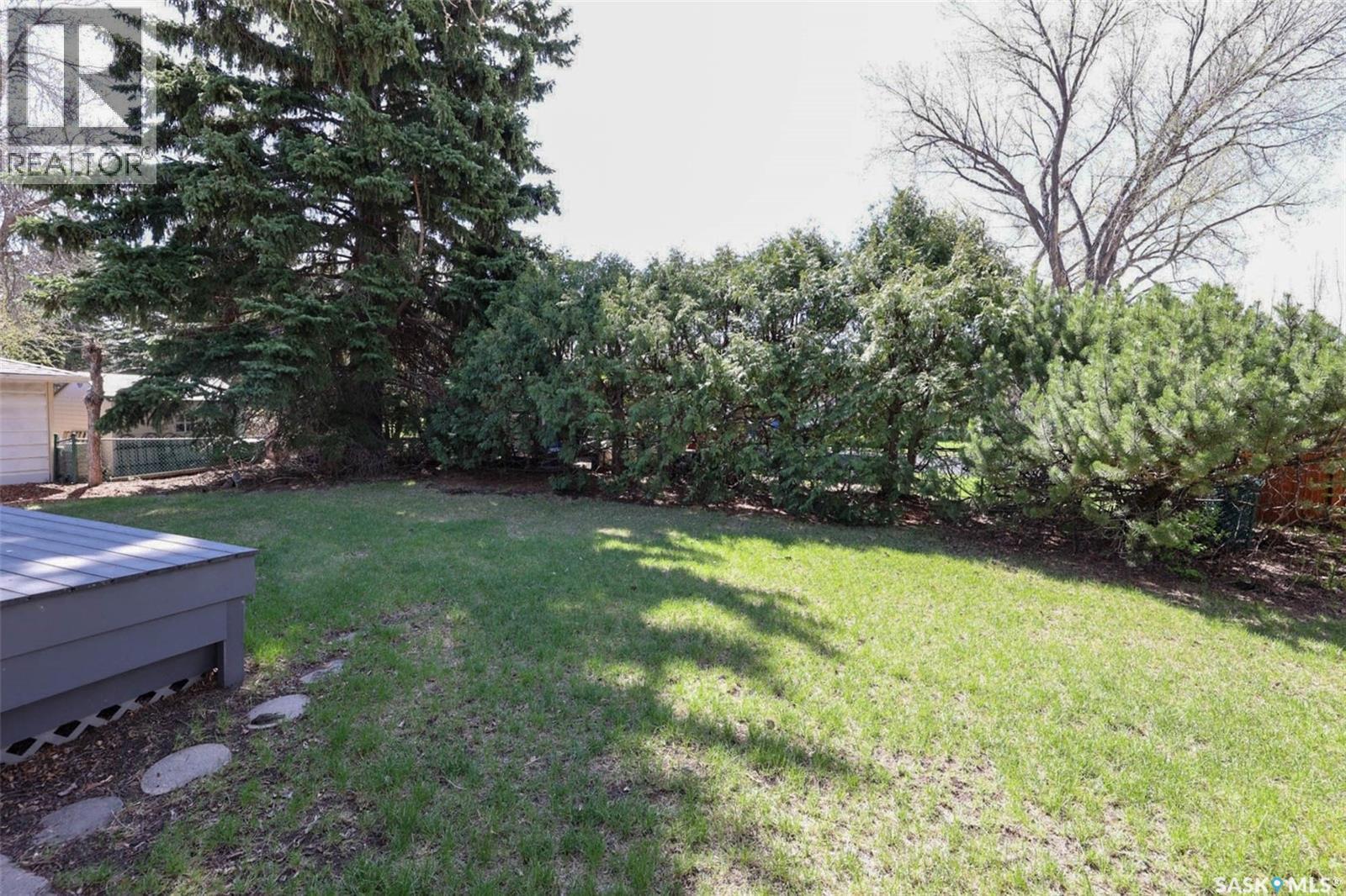 97 Compton Road, Regina, Saskatchewan  S4S 2Y4 - Photo 30 - SK036574
