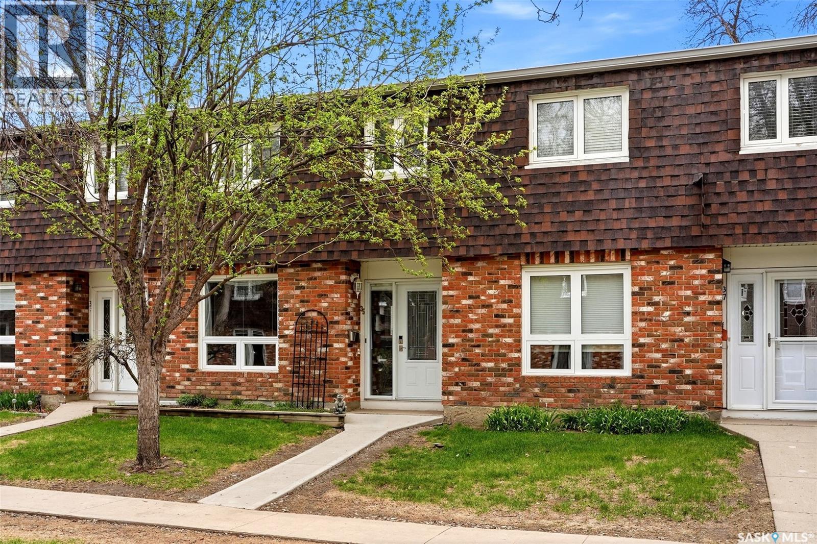 35 Spruceview ROAD, regina, Saskatchewan