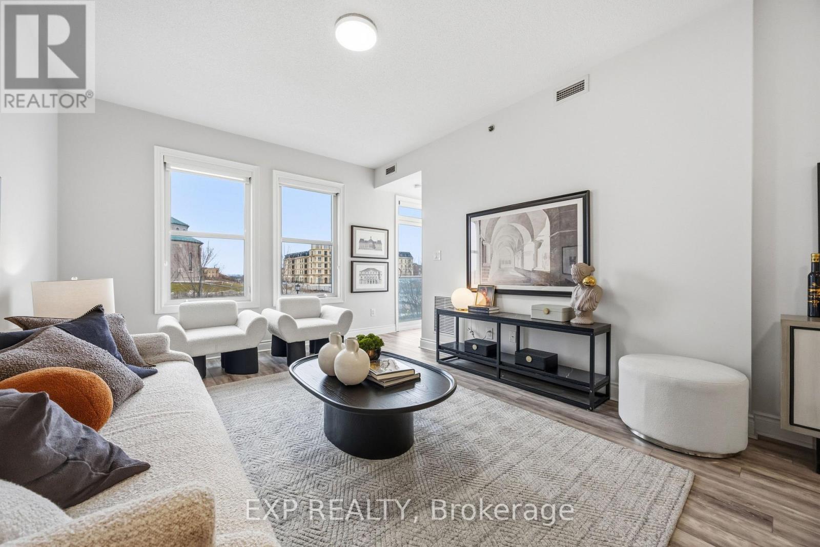 211 - 28 PRINCE REGENT STREET, Markham, Ontario