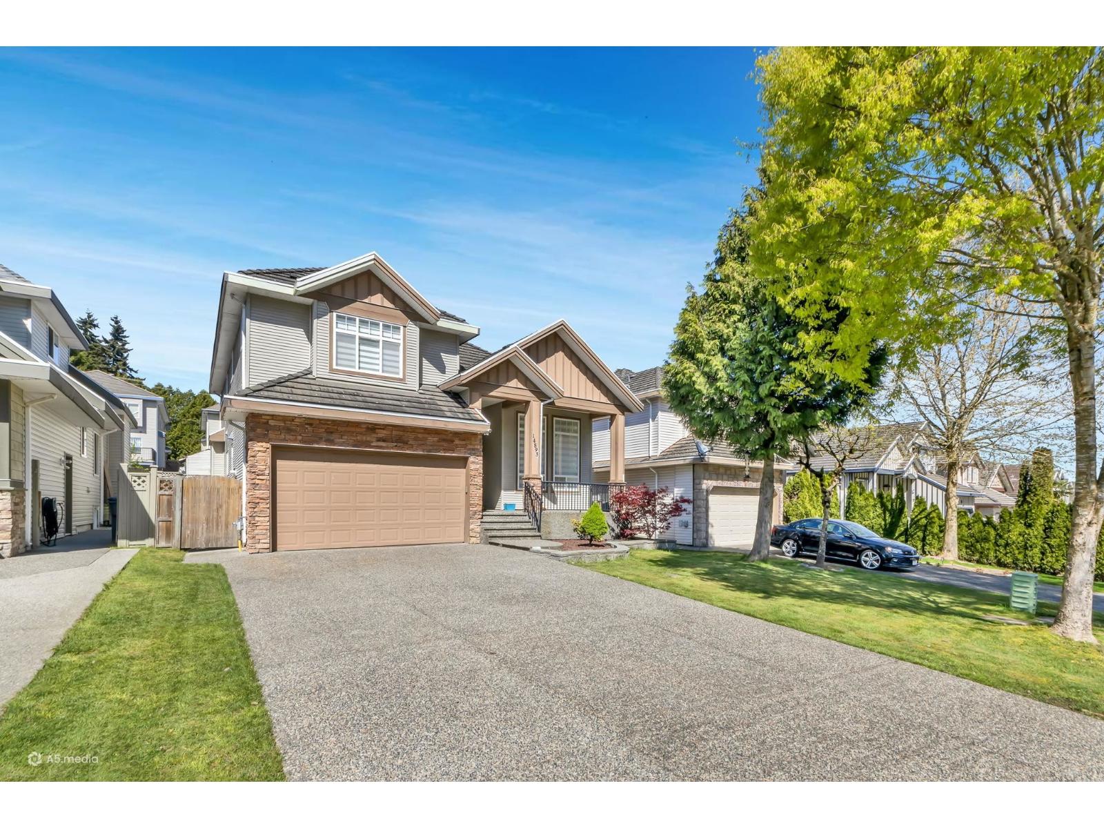 14893 67a Avenue, Surrey, British Columbia  V3S 0P3 - Photo 2 - R3126327