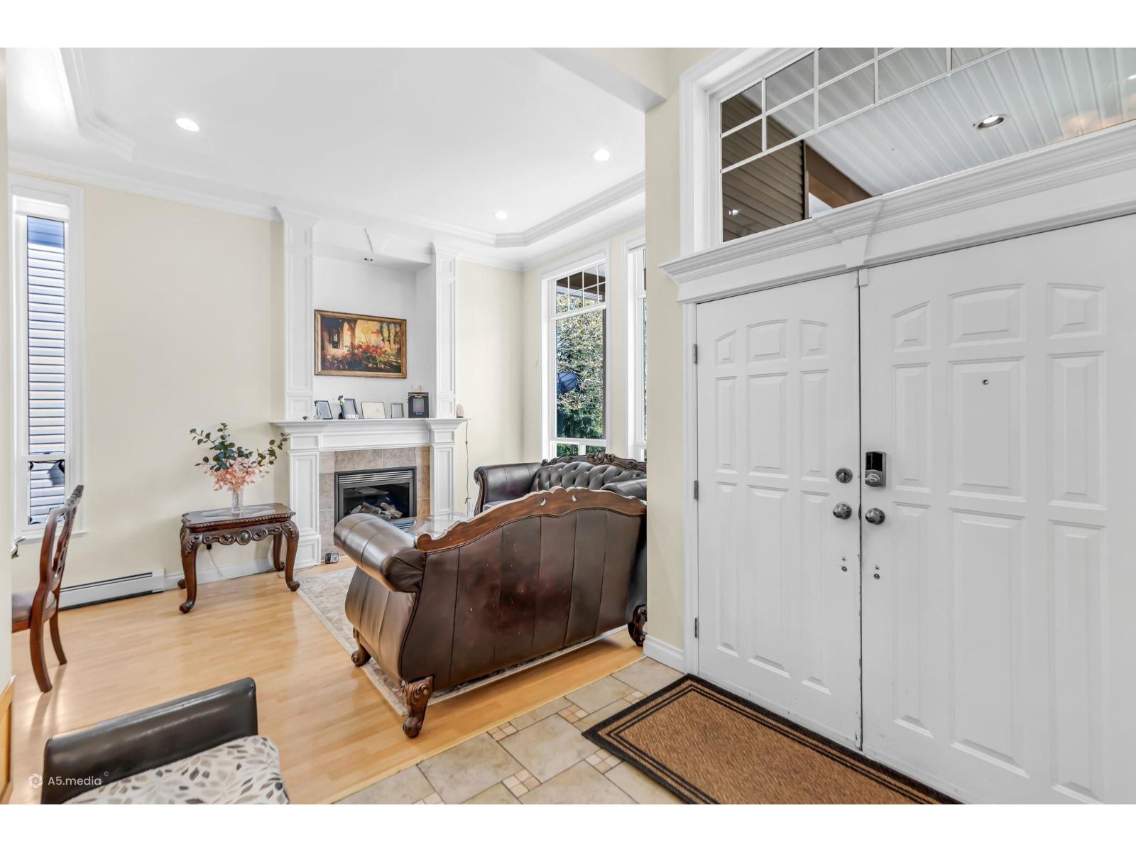 14893 67a Avenue, Surrey, British Columbia  V3S 0P3 - Photo 6 - R3126327