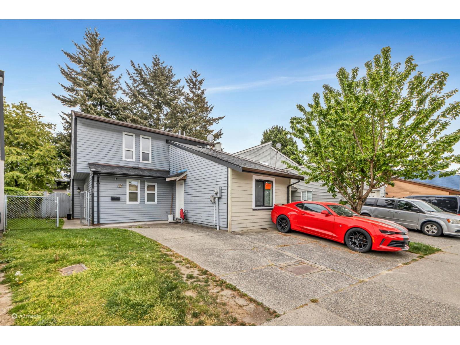 7368 Parkwood Drive, Surrey, British Columbia  V3W 7G6 - Photo 2 - R3126324