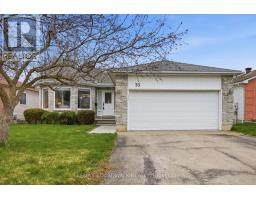 33 TREELAWN BOULEVARD, Perth, Ontario