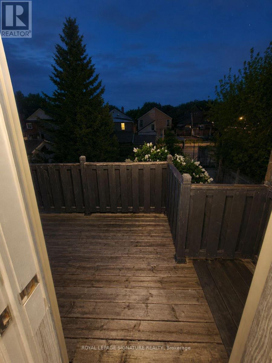 Upper - 396 Crawford Street, Toronto, Ontario M6J 2V9 - Photo 14 - C13156216