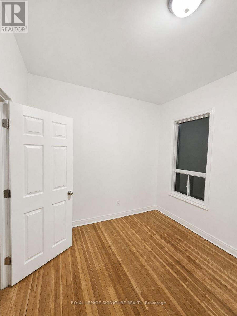 Upper - 396 Crawford Street, Toronto, Ontario M6J 2V9 - Photo 9 - C13156216