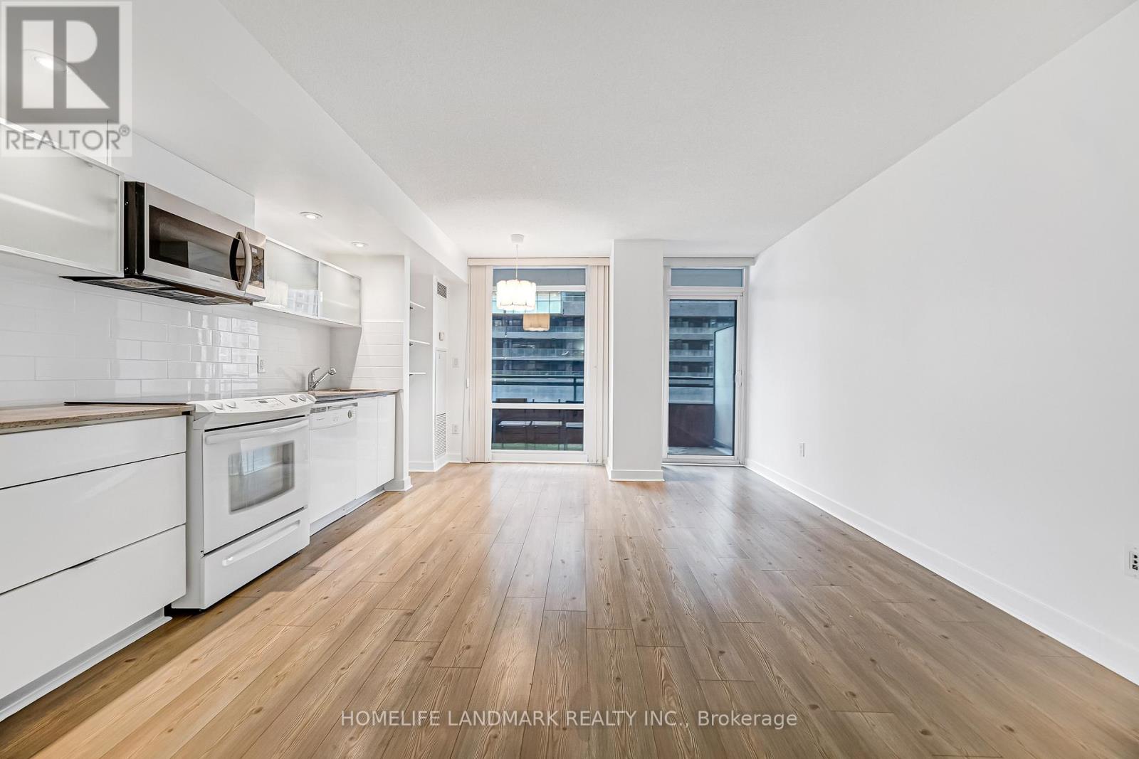 #811 - 4k Spadina Avenue, Toronto, Ontario  M5V 3Y9 - Photo 10 - C13156292