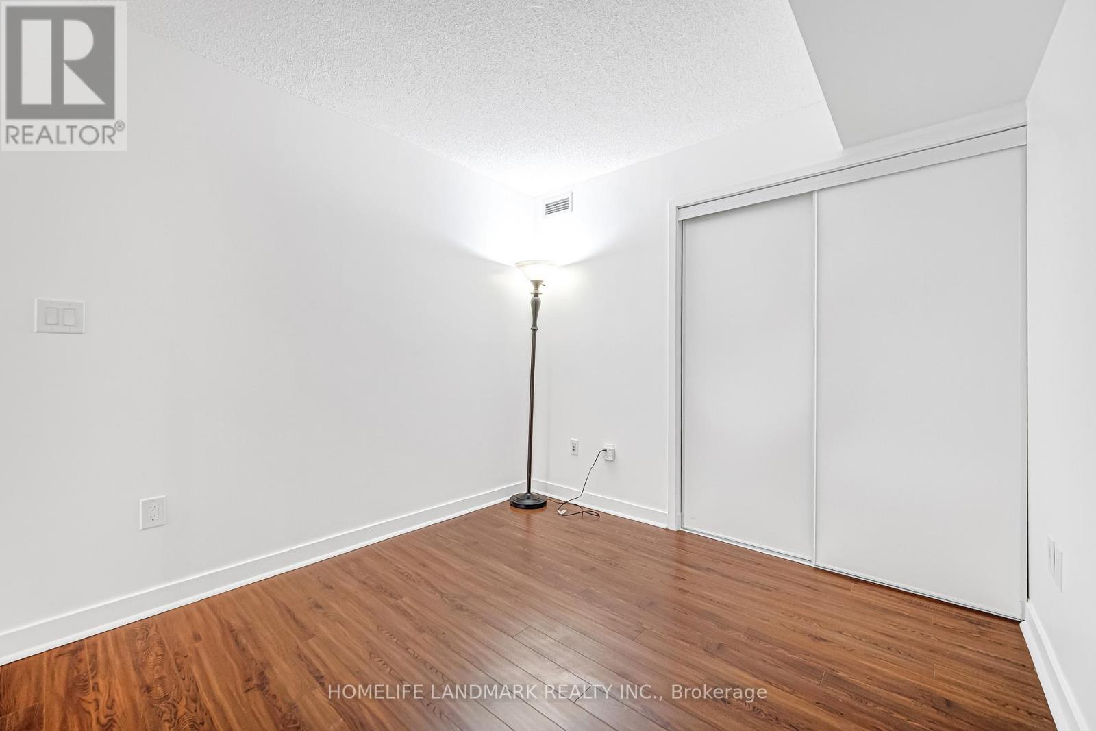 #811 - 4k Spadina Avenue, Toronto, Ontario  M5V 3Y9 - Photo 12 - C13156292