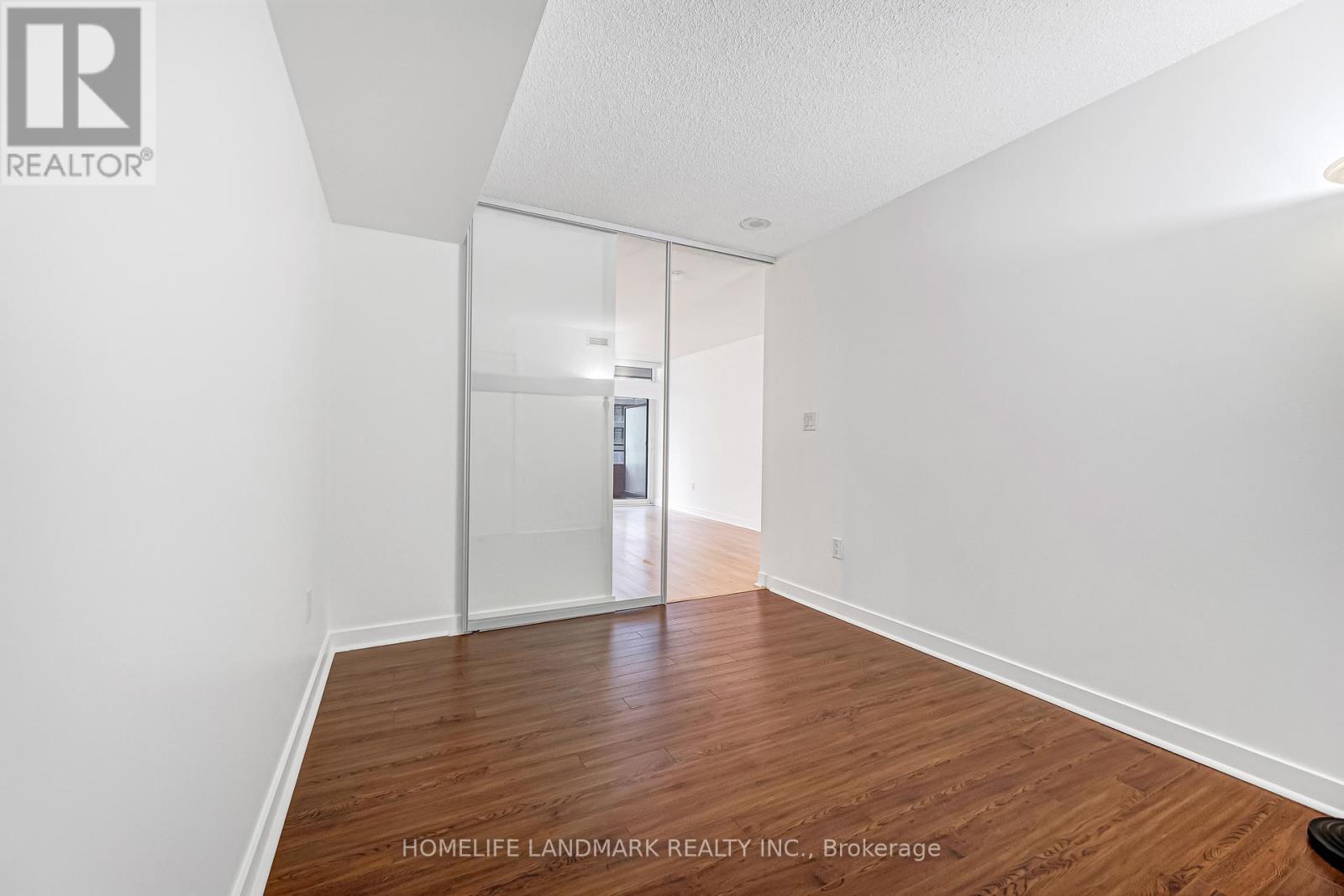 #811 - 4k Spadina Avenue, Toronto, Ontario  M5V 3Y9 - Photo 13 - C13156292