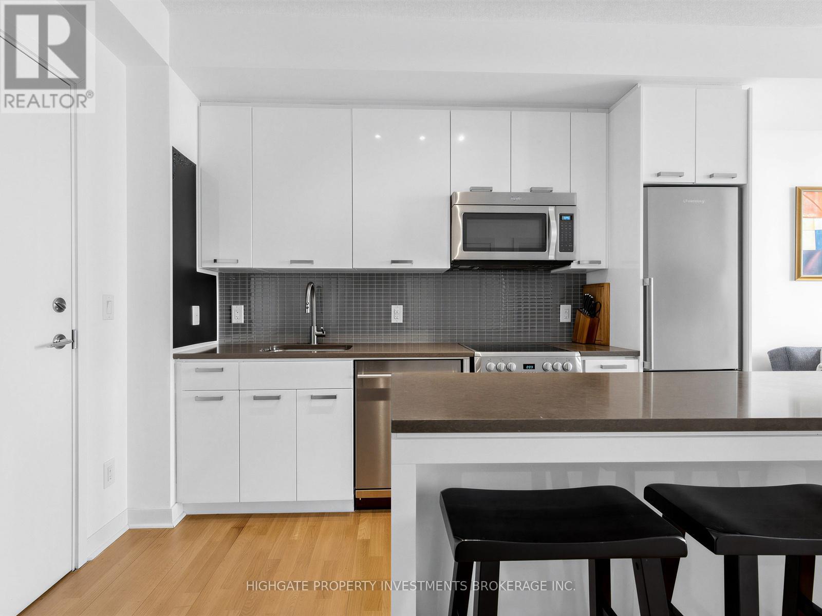 2311 - 295 Adelaide Street W, Toronto, Ontario  M5V 0L4 - Photo 6 - C13156380