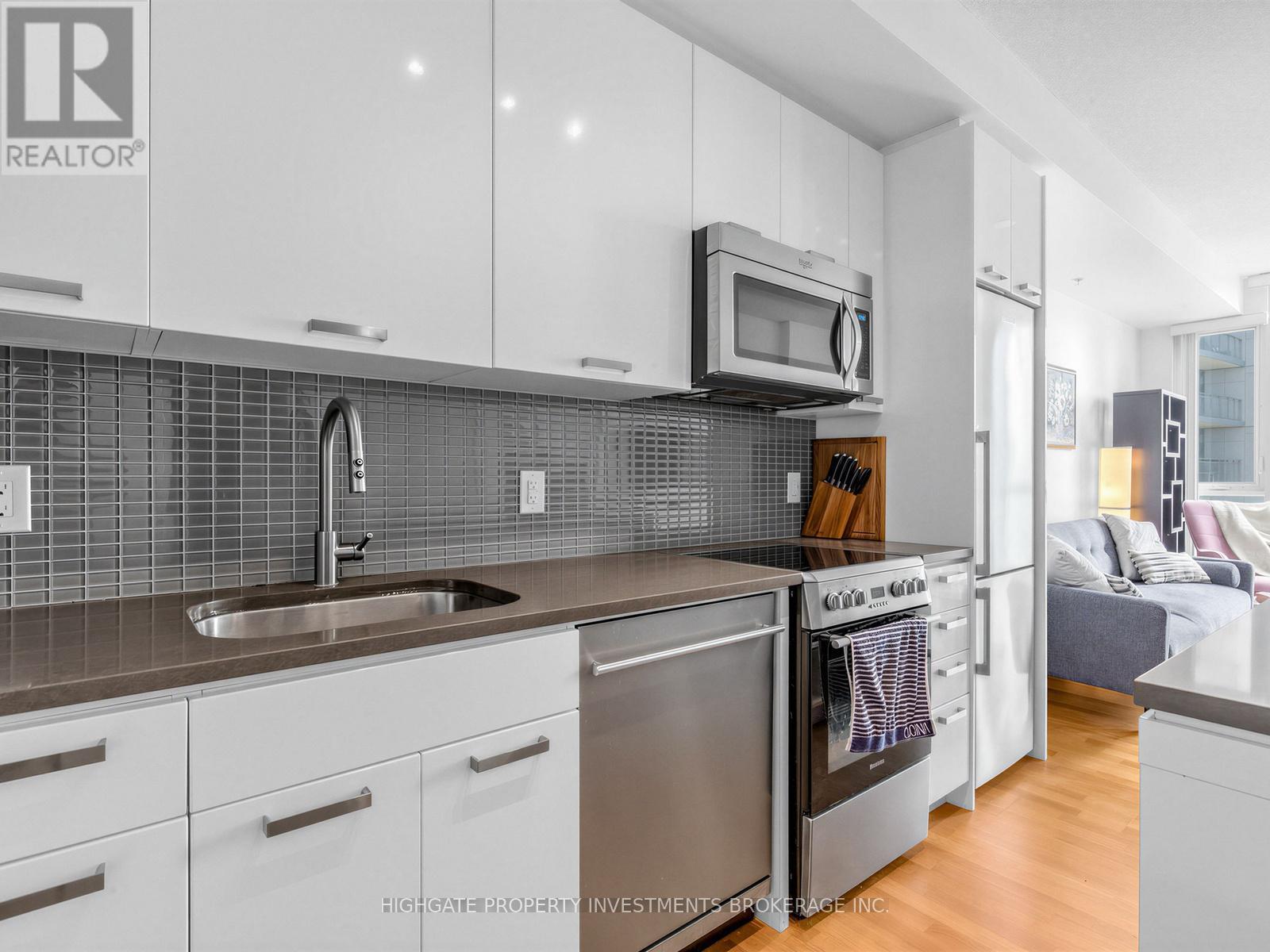 2311 - 295 Adelaide Street W, Toronto, Ontario  M5V 0L4 - Photo 7 - C13156380
