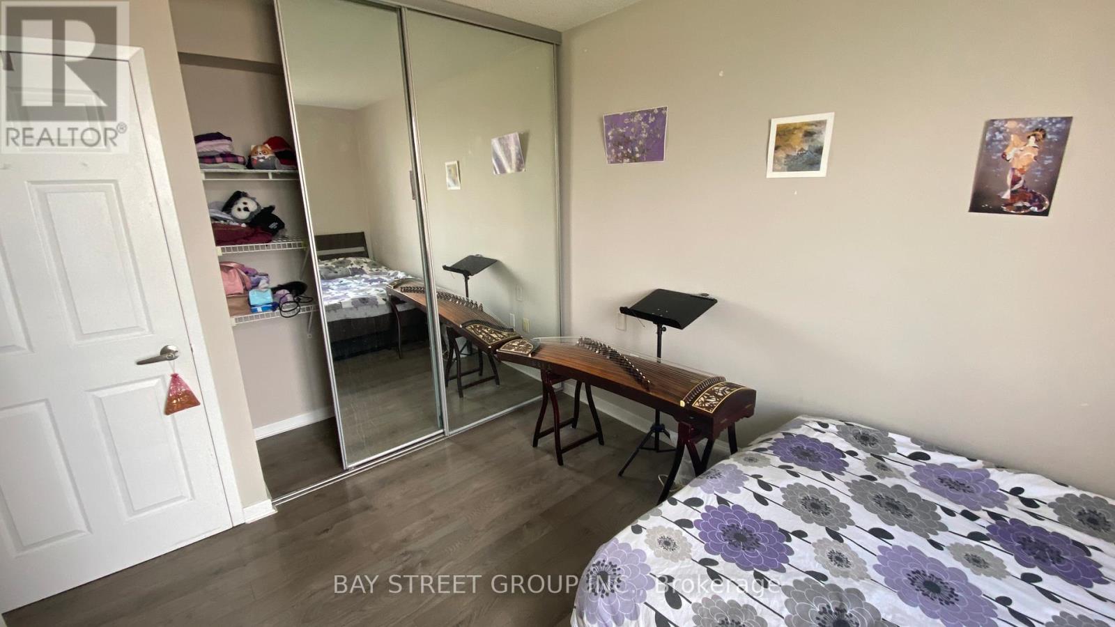 902 - 284 Bloor Street W, Toronto, Ontario  M5S 3B8 - Photo 13 - C13156410