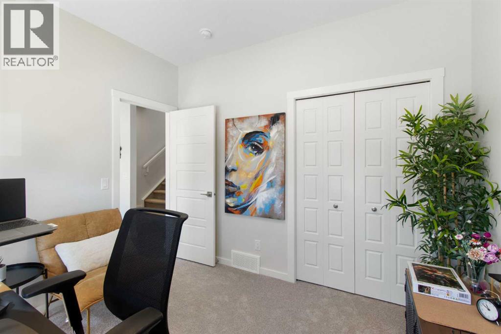 24 Heartwood Lane SE, Calgary, Alberta  T3S 0P9 - Photo 7 - A2310575