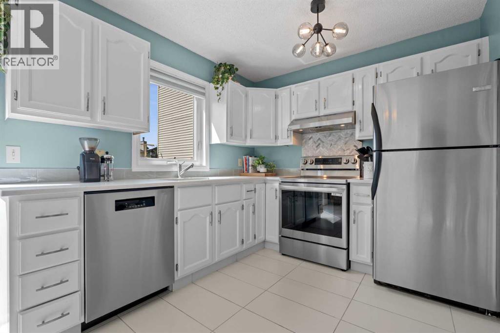 63 Falmere Way NE, Calgary, Alberta  T3J 2Y7 - Photo 17 - A2312029