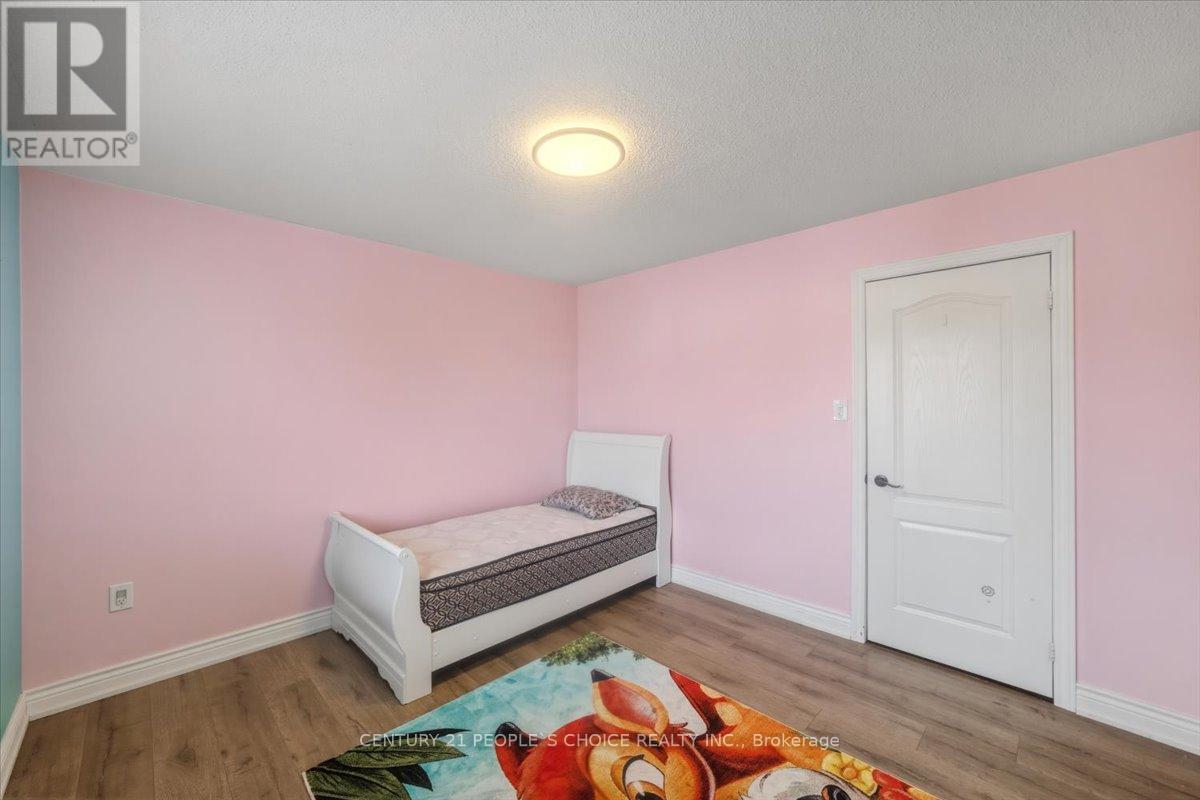 1456 Lyncroft Crescent, Oshawa, Ontario  L1K 2P4 - Photo 16 - E13156034