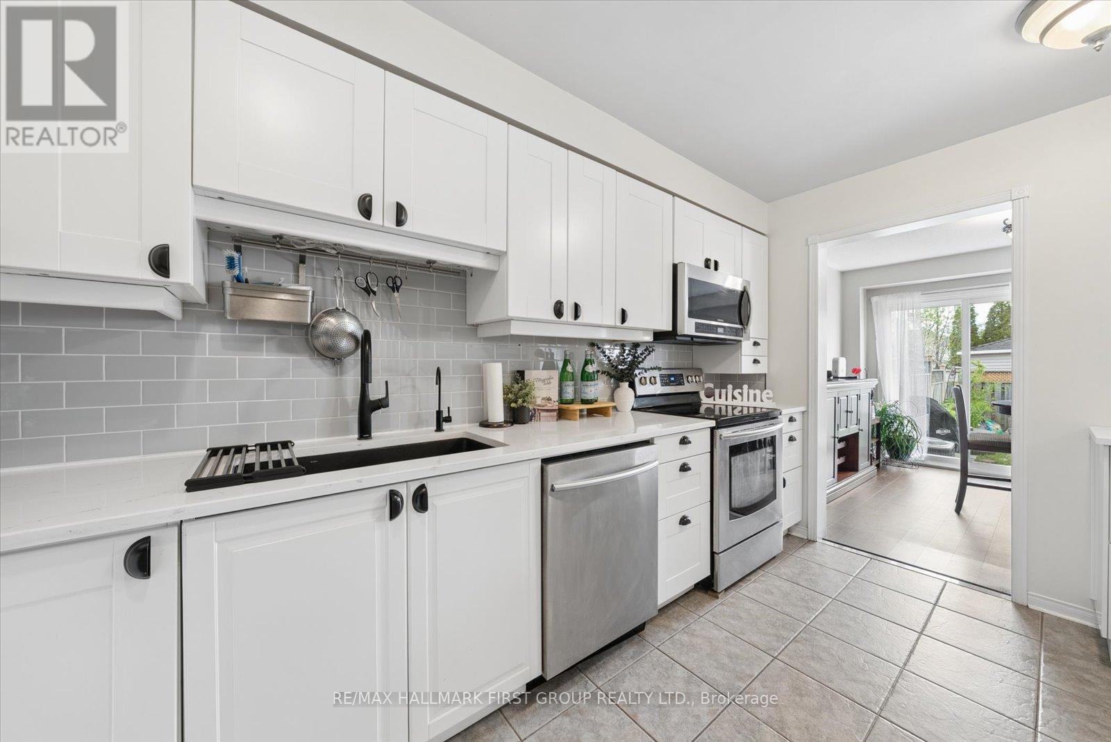 52 Anchorage Avenue, Whitby, Ontario  L1N 9P1 - Photo 13 - E13156072