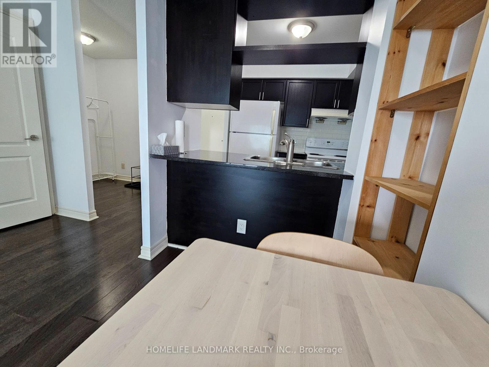 # 1705 - 70 Town Centre Court, Toronto, Ontario  M1P 4Y7 - Photo 18 - E13156130