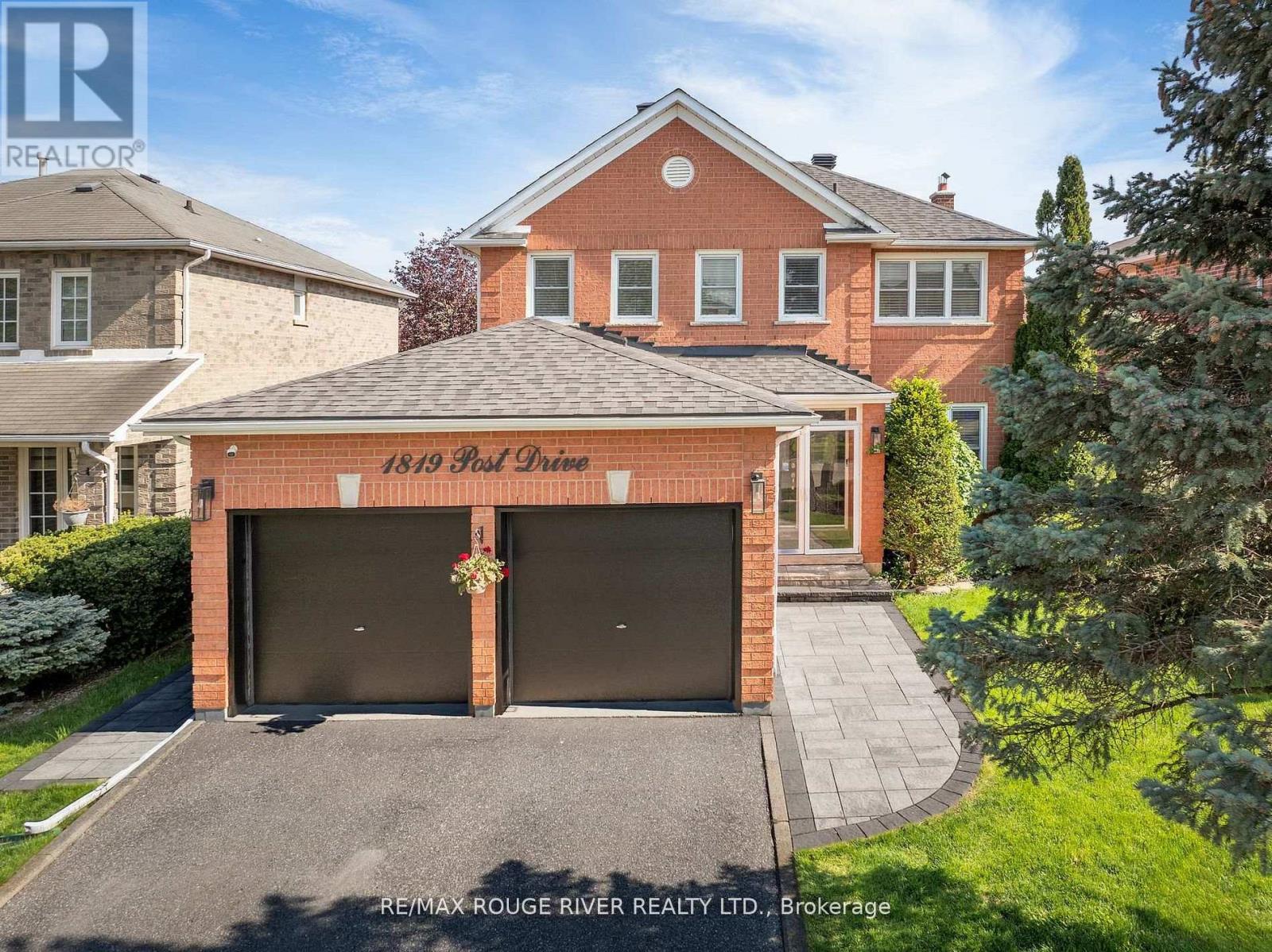 1819 Post Drive, Pickering, Ontario  L1V 4S8 - Photo 2 - E13156378