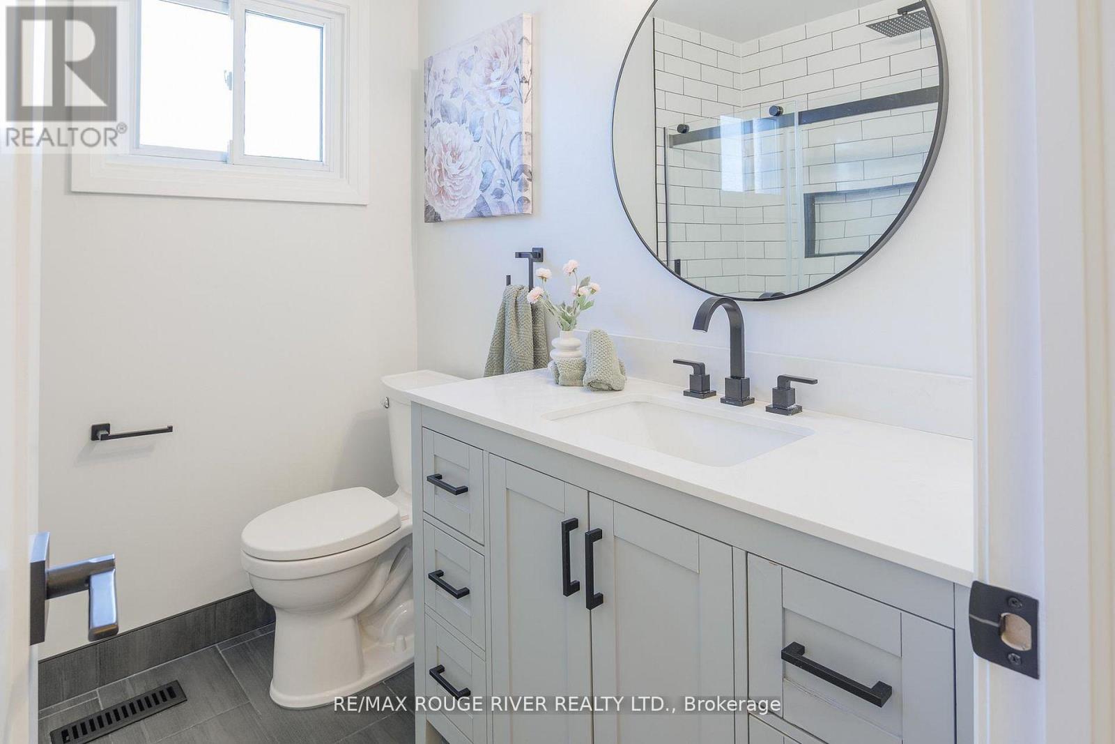 1819 Post Drive, Pickering, Ontario  L1V 4S8 - Photo 31 - E13156378