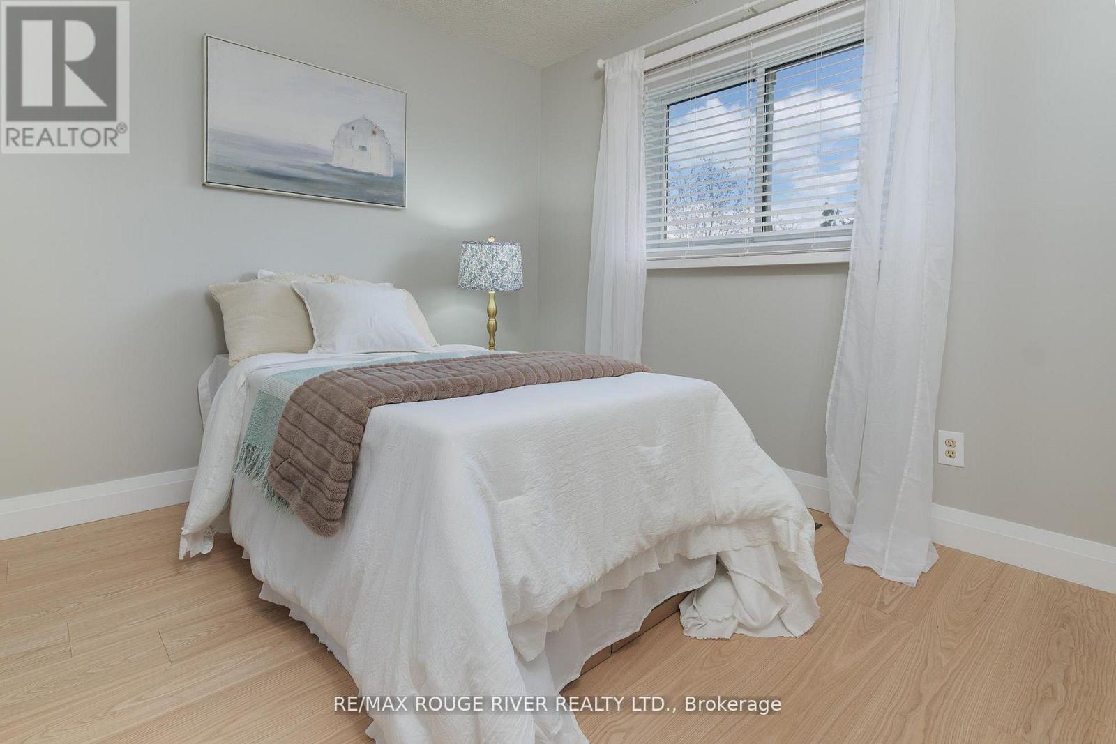 1819 Post Drive, Pickering, Ontario  L1V 4S8 - Photo 33 - E13156378