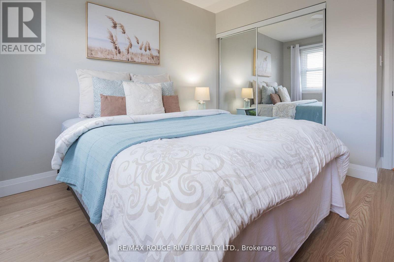 1819 Post Drive, Pickering, Ontario  L1V 4S8 - Photo 35 - E13156378