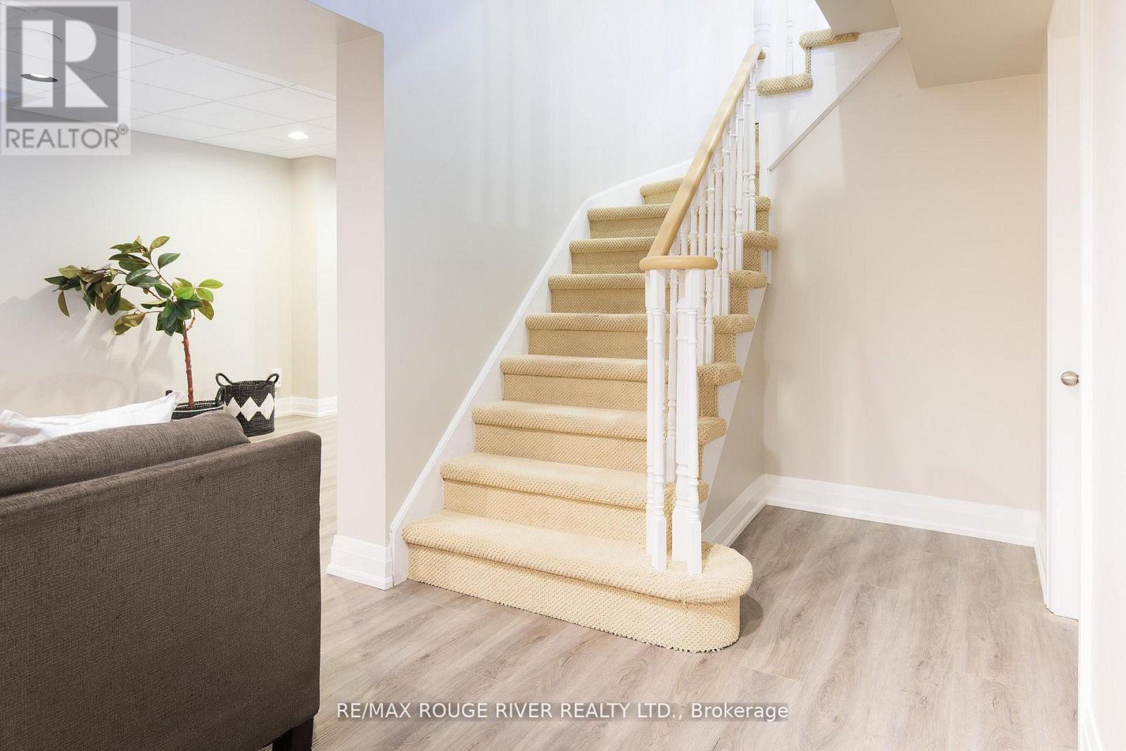 1819 Post Drive, Pickering, Ontario  L1V 4S8 - Photo 36 - E13156378