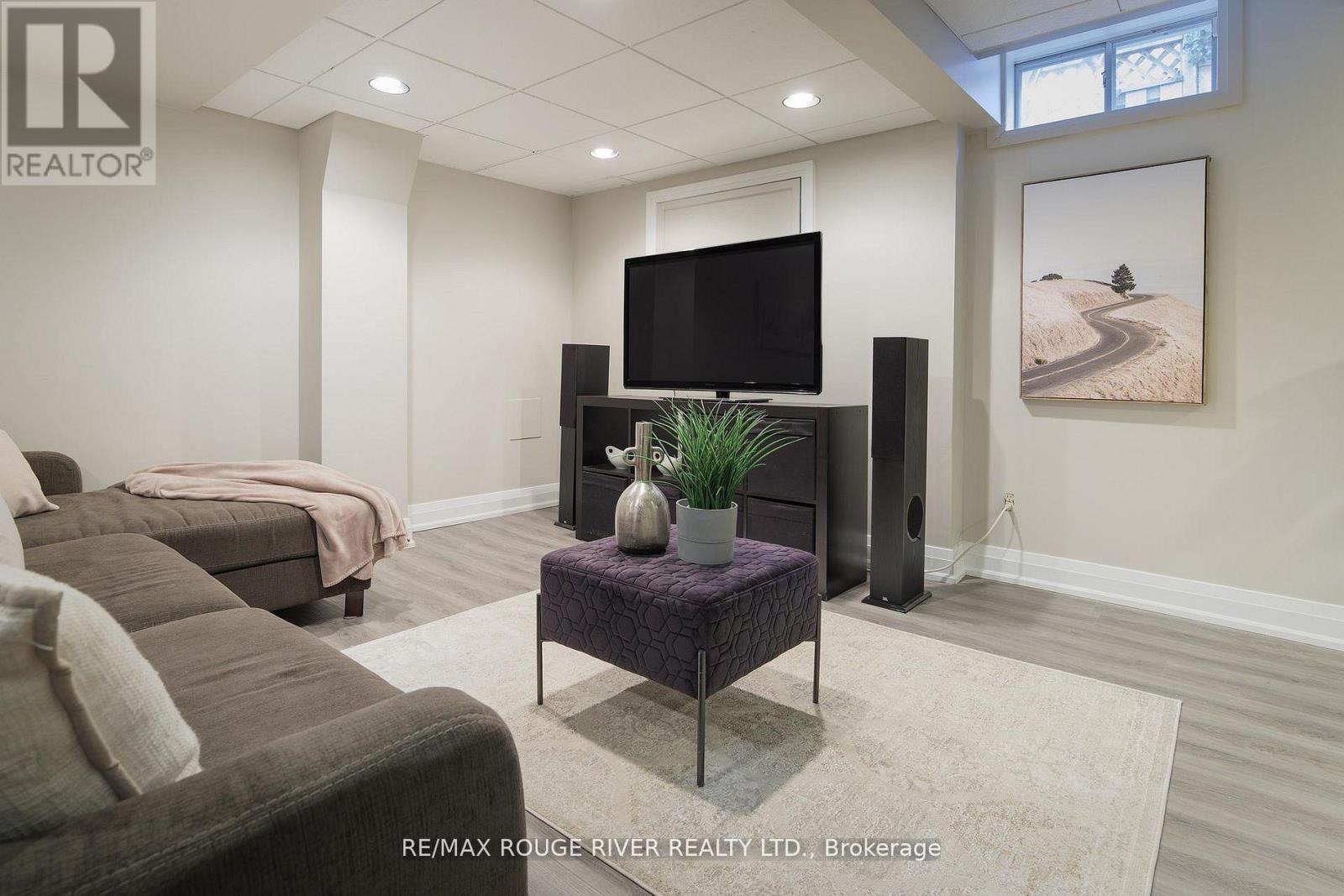 1819 Post Drive, Pickering, Ontario  L1V 4S8 - Photo 37 - E13156378
