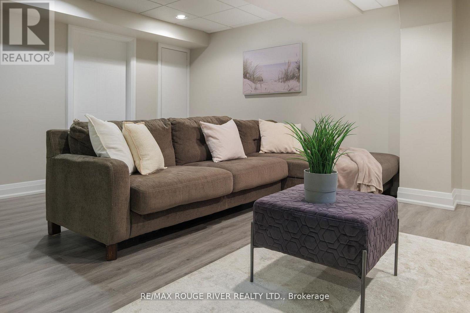 1819 Post Drive, Pickering, Ontario  L1V 4S8 - Photo 38 - E13156378