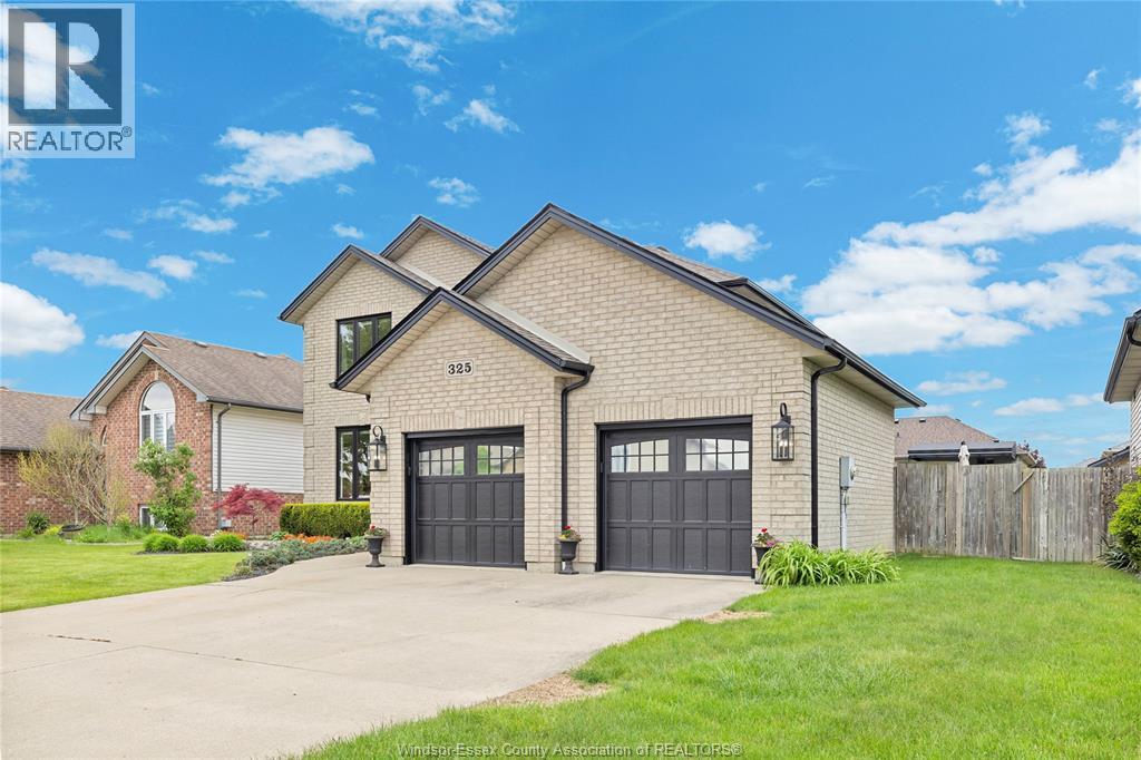 MLS# 26011746: 325 CORETTI DRIVE, Lakeshore, Canada