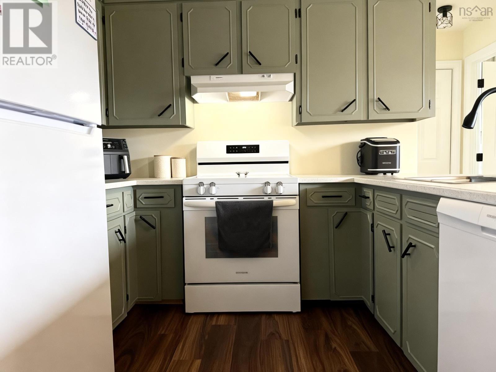 430 Old Sackville Road, Lower Sackville, Nova Scotia  B4C 2J9 - Photo 9 - 202611673