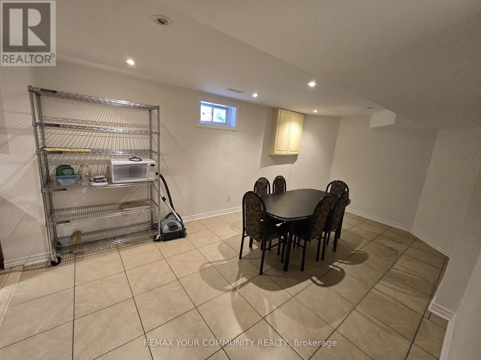 Basement - 21 Addison Street, Richmond Hill, Ontario  L4C 9N1 - Photo 13 - N13156114