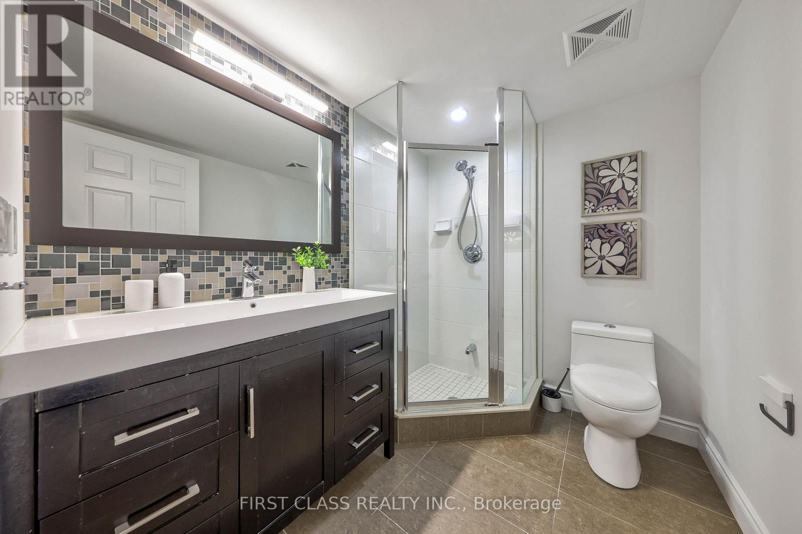 916 - 37 Galleria Parkway, Markham, Ontario  L3T 0A5 - Photo 10 - N13156252