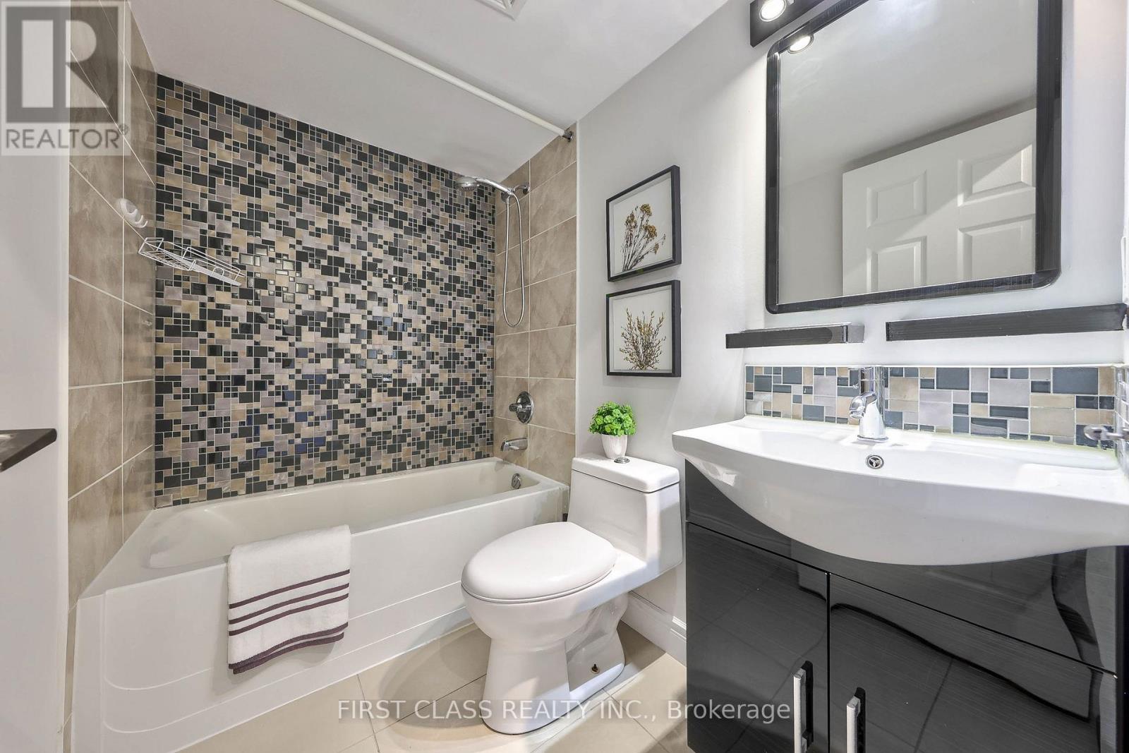 916 - 37 Galleria Parkway, Markham, Ontario  L3T 0A5 - Photo 14 - N13156252