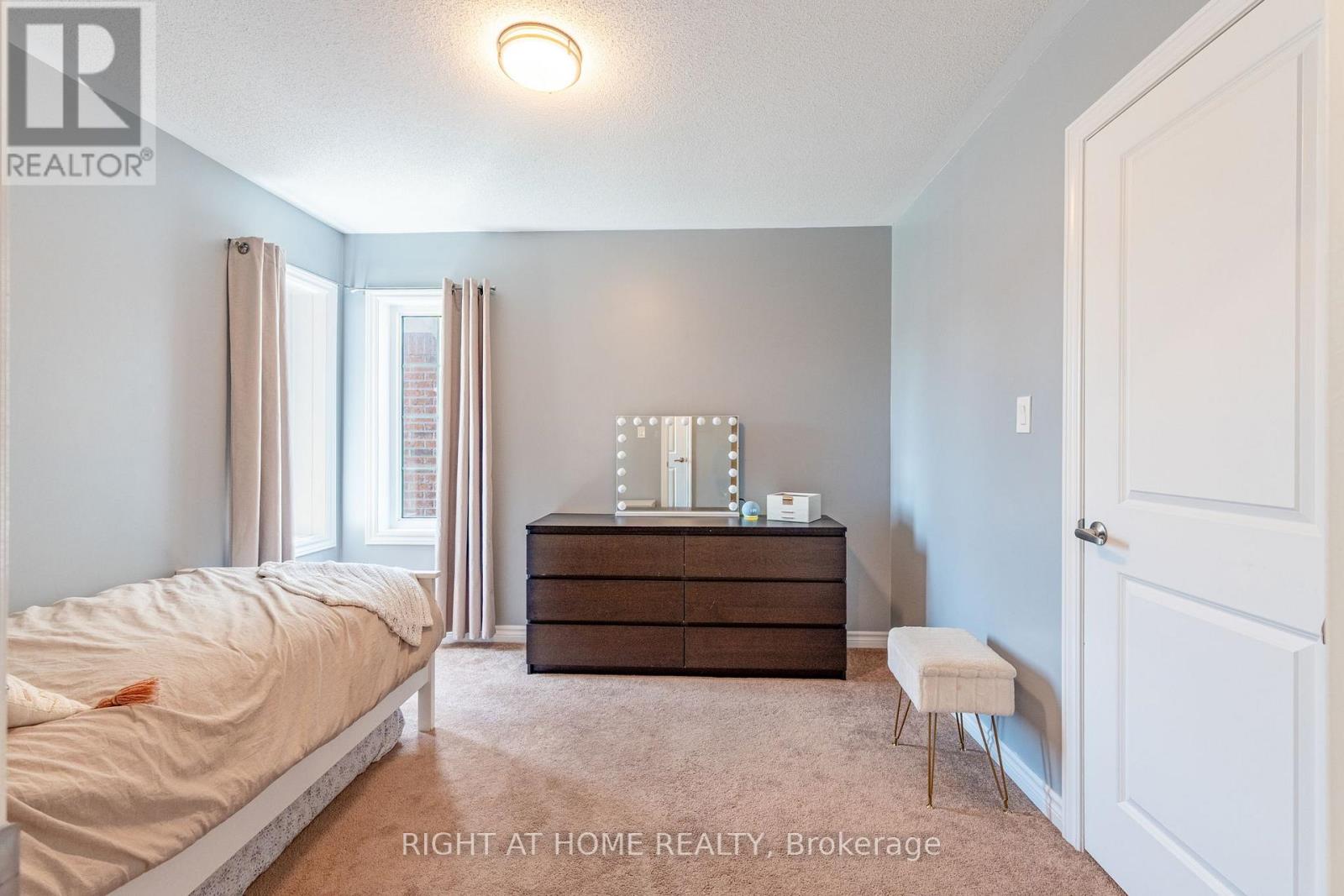 72 Wagner Crescent, Essa, Ontario  L3W 0R7 - Photo 26 - N13156312