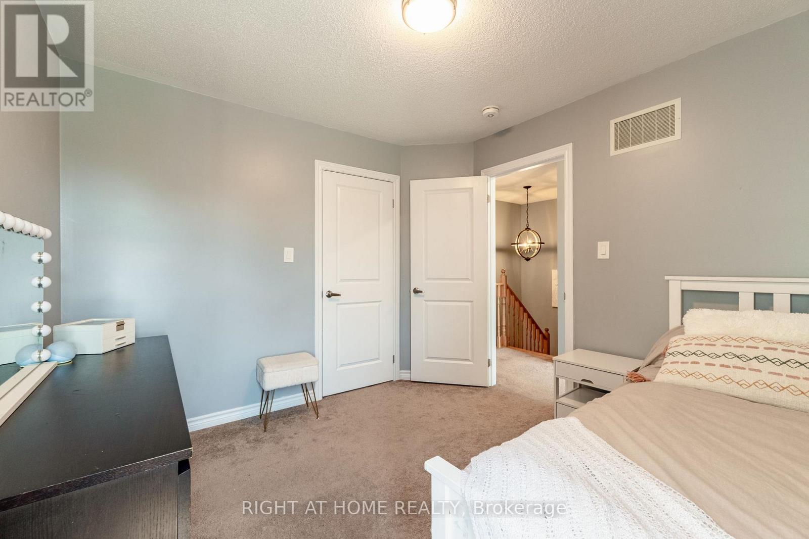 72 Wagner Crescent, Essa, Ontario  L3W 0R7 - Photo 28 - N13156312